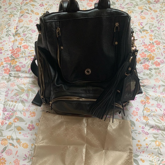 Kerikit Full Amber Leather Backpack